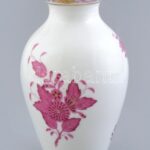 Herendi Apponyi mintás kis váza, kézzel festett, jelzett, talpán csorba, m: 13,5 cm