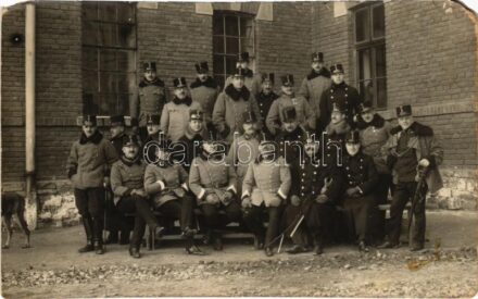 Osztrák-magyar katonák csoportja / WWI Austro-Hungarian K.u.K. military, group of soldiers. Panek Fotograf (Olmütz) photo (EM)