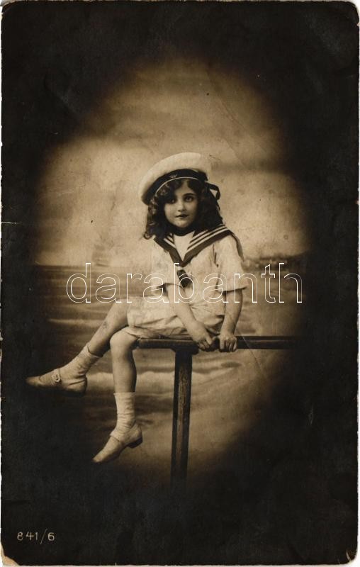 Lány matrózblúzban / WWI Austro-Hungarian Navy, K.u.K. Kriegsmarine, girl in mariner clothes + 'SMS DON JUAN d'AUSTRIA' 'K.U.K. MARINEFELDPOSTAMT POLA' (kopott sarkak / worn corners)