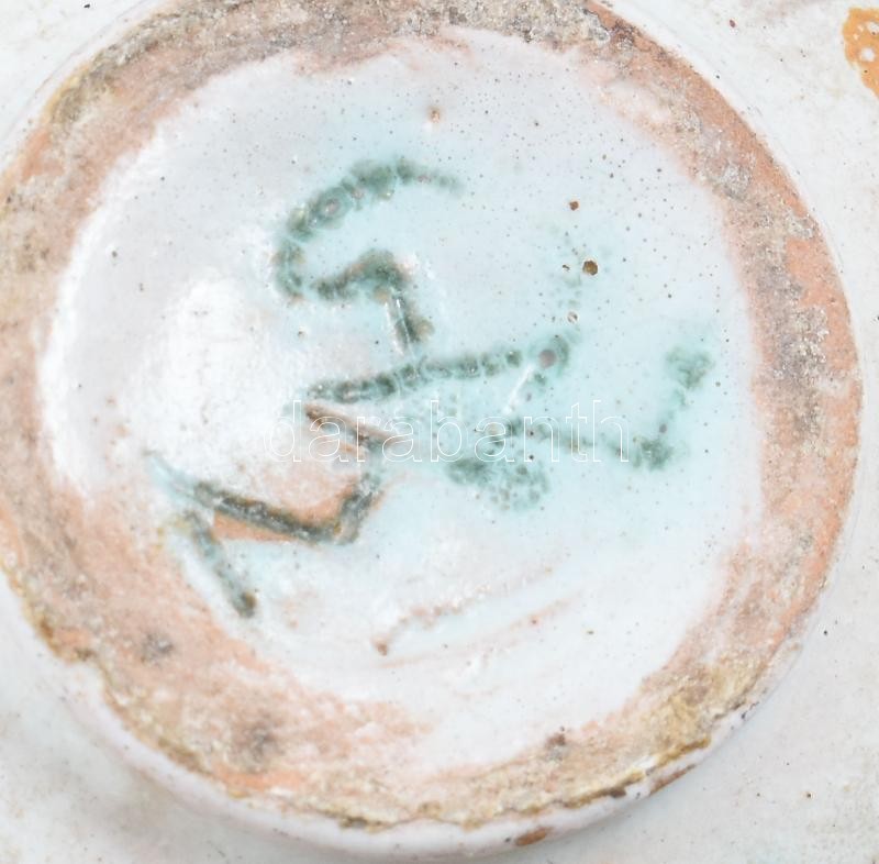 Gorka Géza (1894-1971): Habános váza. Korongozott cserép, csontszínű, repesztett (ún. Bidtel) alapmázon, színesen festett növényi motívumok. Alján jelzett: masszába karcolt GNV háromszög Gorka. . m:7,5cm, d:6cm - Image 4