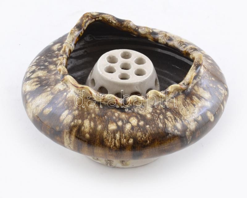 Retró mázas kerámia ikebana, jelzett (Benkő Ilona?), kis kopásnyomokkal, d: 15,5 cm