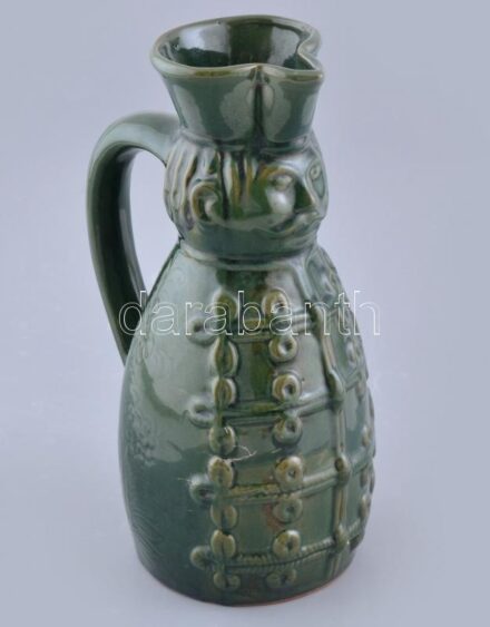 Czugh Dezső (1925-1995): mázas kerámia miskakancsó. Jelzett, hibátlan. 29 cm