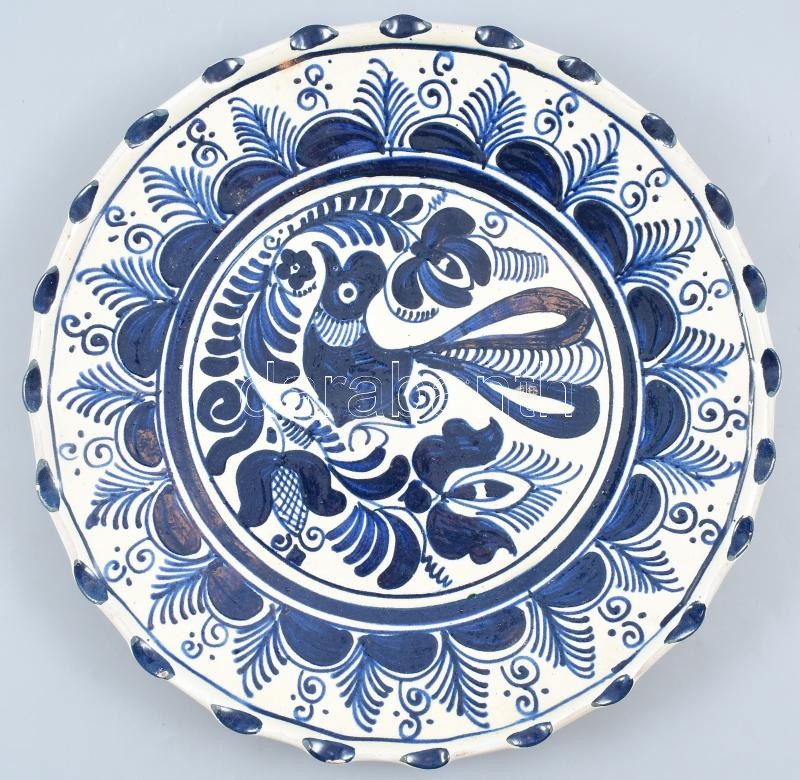 Korondi népi tányér, jelzett, mázhibákkal, d: 31 cm