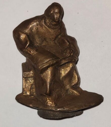 Szobor, kisplasztika, érem. Anonymus.  Szobor, kisplasztika, érem. Anonymus. Plakettszerű szobrocska. Bronz. Lipták Pál hagyatékából.