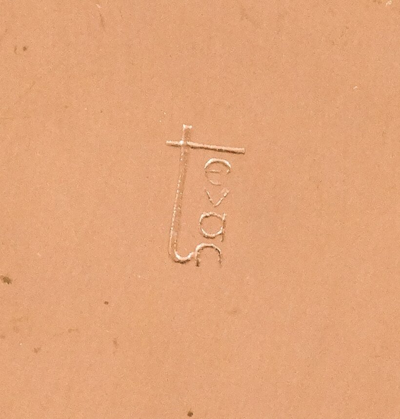 Tevan Margit (1901-1978): Tál, figurákkal - Image 2