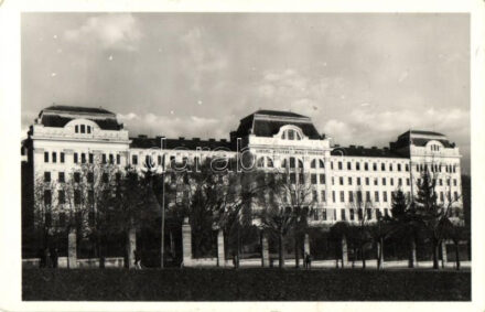 Marosvásárhely, Katonai alreáliskola / military school