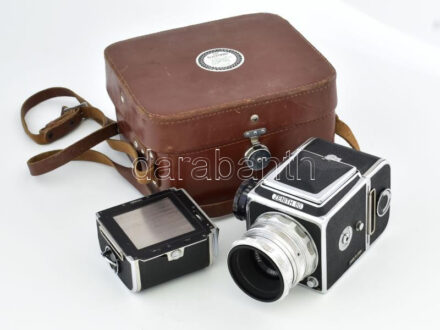 Zenith 80 kamera, (Hasselblad másolat) Industar 29 2,8/80 objektívvel, kazettával, Működő, jó állapotban, eredeti tokjában