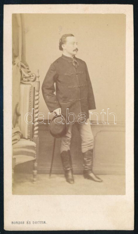 cca 1864 Falk Miksa (1828-1908) író, politikus, országgyűlési képviselő, az MTA tagja, keményhátú fotó Borsos és Doctor pesti műterméből, 10,5×6,5 cm