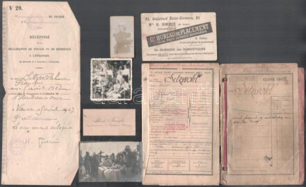 cca 1900 Sitzwolf Ferenc magyar származású idegenlégiós okmányai: utazási igazolvány, gyógyszertári recept, honosítási bizonyítvány, légiós pecséttel, saját fotója, valamint bajtárs temetéséről készült fotó.   cca 1900 Foreign Legion documents of Hungarian-born Ferenc Sitzwolf: travel card, pharmacy prescription, naturalization certificate, legionary seal, his own photo, and a photo of his comrade's