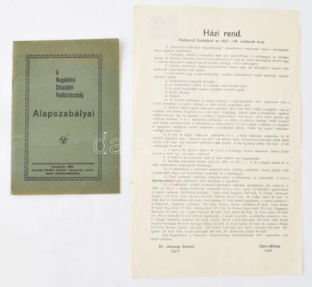 1929 A Nagykőrösi Síkterületi Vadásztársaság alapszabályai 15p. + vadászati szabályok az 1927-28 vadászati évre. 1 p.