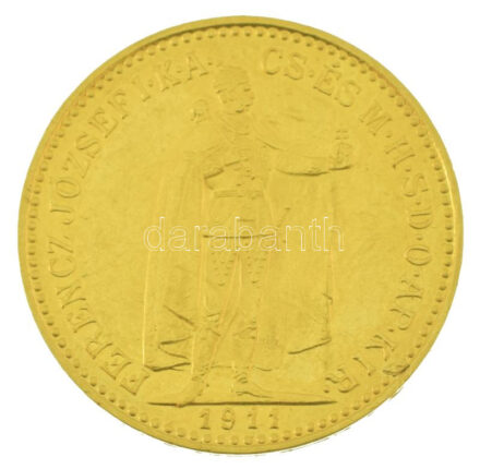 1911KB 10K Au "Ferenc József" Körmöcbánya, kapszulában (3,39g/0.900) T:XF, pici anyagtöbblet / Hungary 1911KB 10 Korona Au "Franz Joseph" Kremnitz, in capsule (3,39g/0.900) C:XF, tiny excess material Adamo K8, Krause KM#485