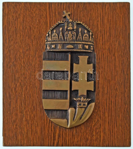 Takács Erzsébet (1928-1999) ~1990. Két darab koronás magyar címer, öntött bronz plakettek, fa alapzaton, szignó nélkül (nagyobb: ~190x84mm, kisebb: ~86x43mm) T:AU / Hungary ND "Krumpliszedés" cast bronze plaque on wooden base (larger: ~190x84mm, smaller: ~86x43mm)