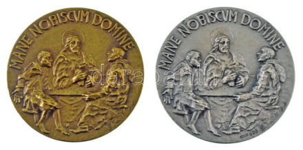 Vatikán 1978. "VI. Pál pápa - Pontifikátusának 16. évére" bronz + Ag emlékérem pár (2xklf) Szign.: O. G., "ESM" gyártói jelzéssel a hátoldalon (Ag:37,24g/0.800/44,5mm), (bronz:32,82g/44,5mm) T:AU / Vatican 1978. "Pope Paul VI - 16th Year of Pontificate" bronze + Ag commemorative medallions (2xdiff) "PAVLVS VI PONT MAX ANNO XVI / MANE NOBISCVM DOMINE". Sign.: O. G., with "ESM" maker's mark on the reverse (Ag:37,24g/0.800/44,5mm), (bronze:32,82g/44,5mm)