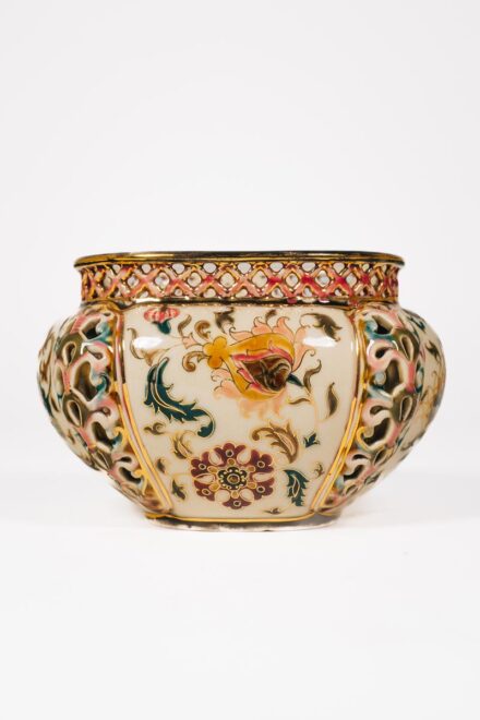 Zsolnay - Áttört peremezésű díszkaspó