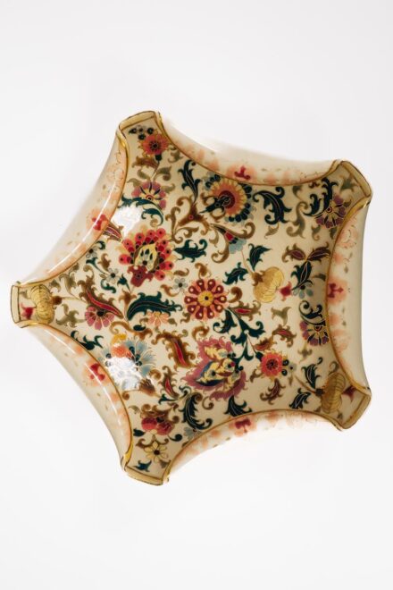 Zsolnay - Kínálótál