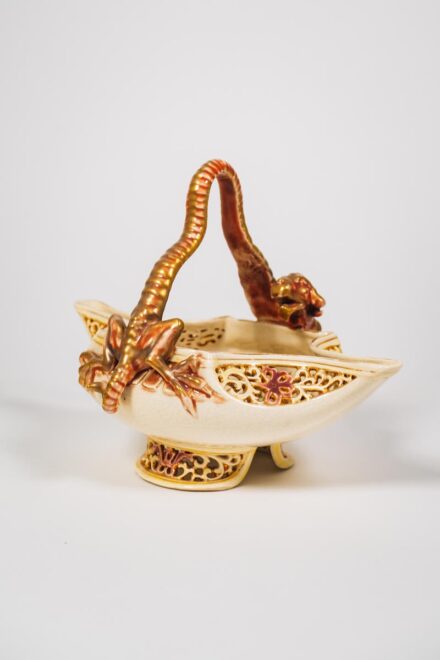 Zsolnay - Sárkányfüles kosárka