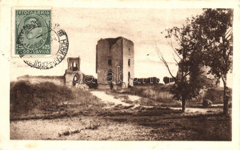 Bács, várromok / castle ruins