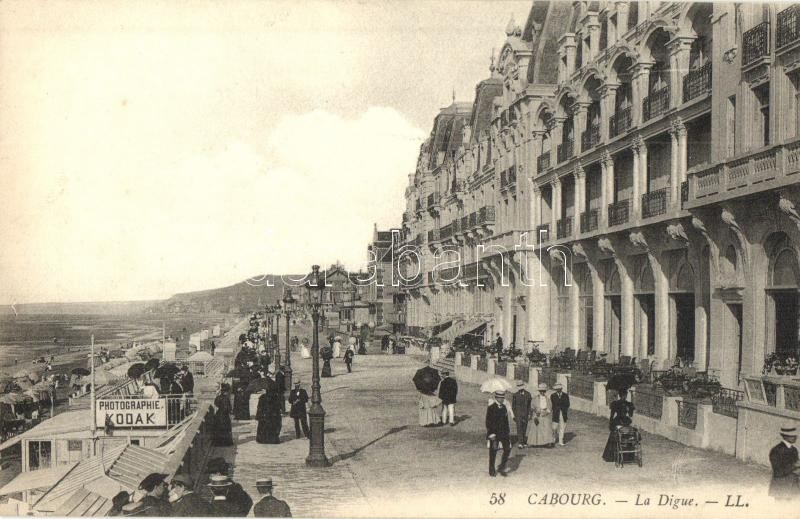 Cabourg. La Digue/ the dam, Kodak Photography