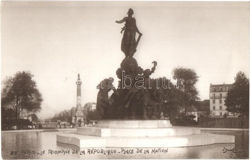 Paris, Le Triomphe de la Réublique, Place de la Nation / square, monument