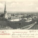 1900 Gumpoldskirchen, general view, church, vineyards. Lichtdruck v. Weingartshofer (EK)