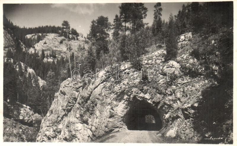 Gyilkos-tó, Lacul Rosu; alagút / tunnel