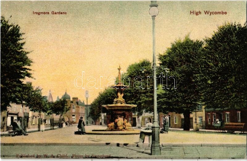 High Wycombe, Frogmore Gardens, fountain