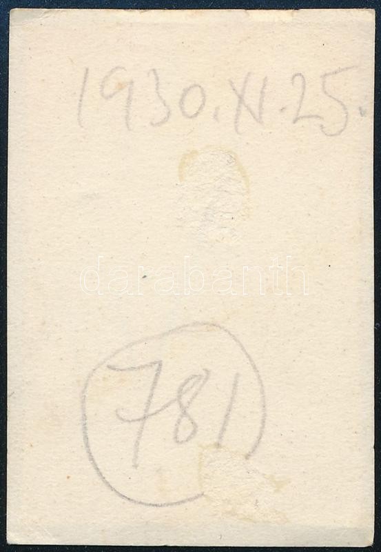 1930 Kinszki Imre (1901-1945) budapesti fotóművész hagyatékából, a szerző által datált vintage fotó (gesztenyeárus), 4,5x3 cm - Image 2