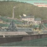 Anina, Stájerlakanina, Stájerlak, Steierdorf; Ronna akna a vasgyártól nézve. Hollschütz / mine, iron works, factory (EK)