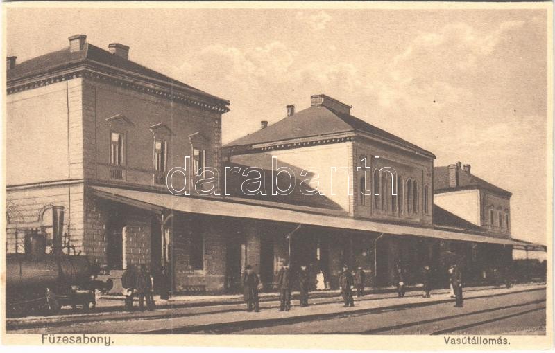 Füzesabony, vasútállomás, vonat