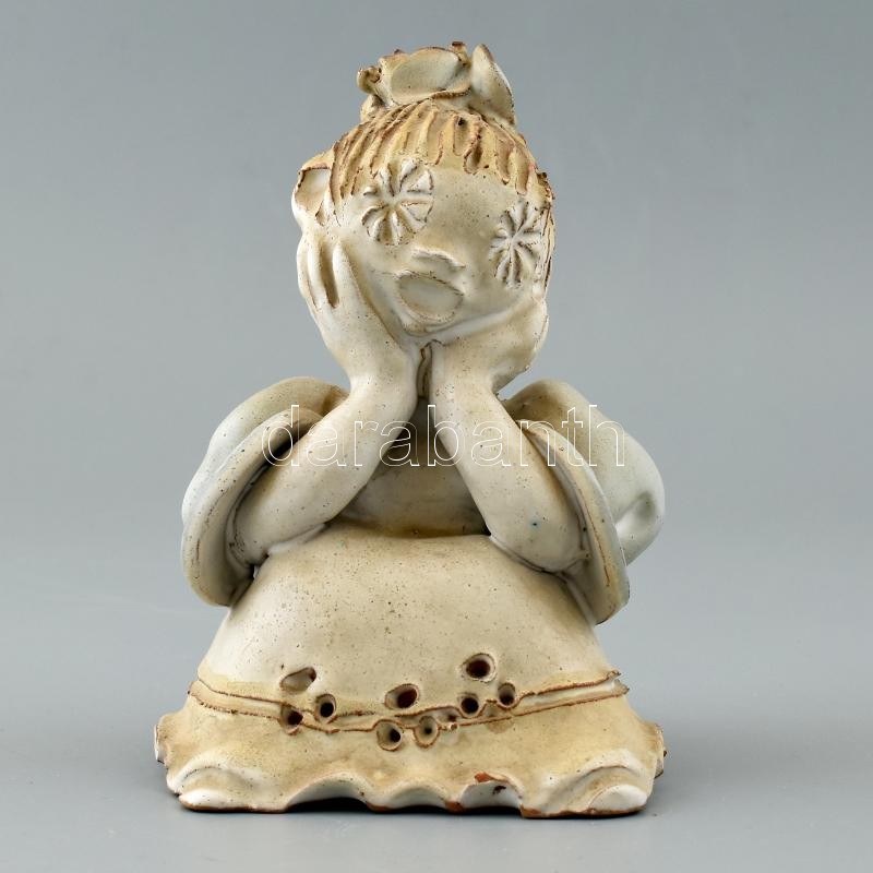 Kovács Éva (1938-): Ülő lány, mázas kerámia, hibátlan, jelzett, m: 16cm