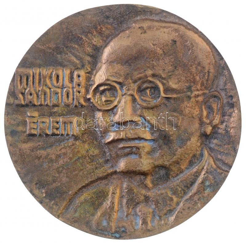 Renner Kálmán (1927-1994) DN 'Mikola Sándor érem' bronz plakett, másolat (93mm) T:1-