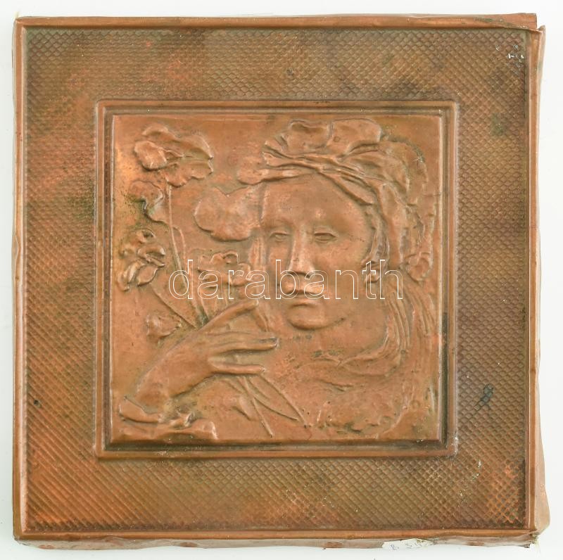 Szecessziós dombornyomott kép, préselt vörösréz, kopott, OBS lapra applikálva, a lapról lejár. Jelzés nélkül. 16,5x16,5cm