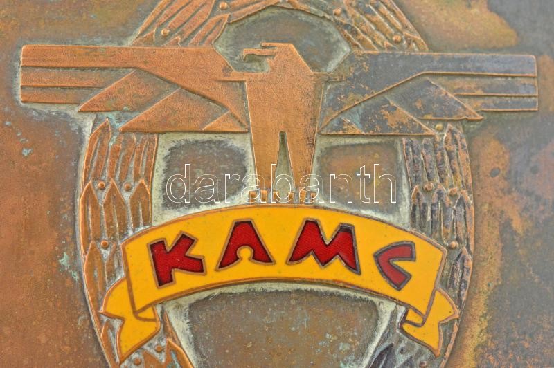 ~1930. 'K.A.M.C. (Közép-magyarországi Autó- és Motor Club) - I. Nemzeti Autos Gyorsasági Körverseny' részben zománcozott bronz díjplakett 'BERÁN N / BUDAPEST DÖBRENTEI U. 2.' gyártói jelzéssel (95x66mm) T:2 patina / Hungary ~1930. - Image 3