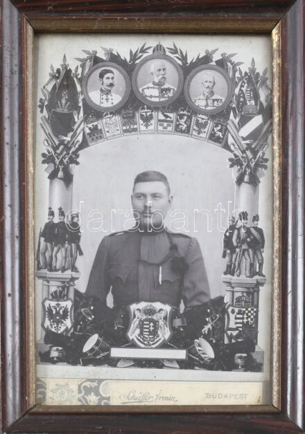 Katona obsit fotó üvegezett keretben 19x13