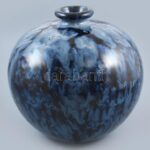 Zsolnay díszváza, kristálymázas porcelánfajansz, körpecséttel jelzett, hibátlan, 1900 körül, m: 30cm, d: 30 cm