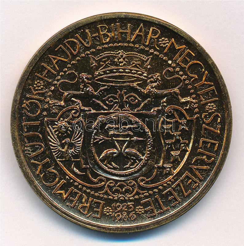 Tóth Sándor (1933-2019) 1986. 'MÉE Hajdú-Bihar Megyei szervezete / Bethlen Gábor' kétoldalas bronz emlékérem (42,5mm) T:1 patina Adamo DE9 - Image 2