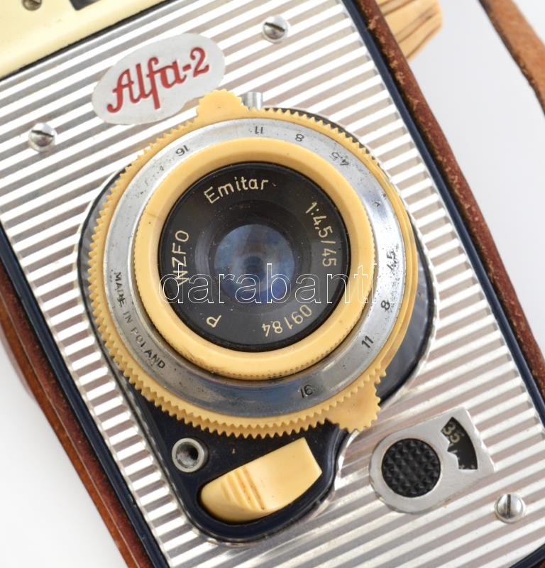cca 1965 WZFO Alfa-2 fényképezőgép, Emitar 45 mm f/4,5 objektívvel, eredeti, kissé kopott bőr tokjában / Vintage Polish viewfinder camera, in slightly worn original leather case - Image 2