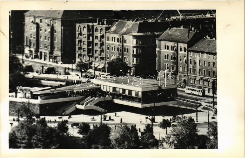 Budapest I. Déli pályaudvar, villamos. photo