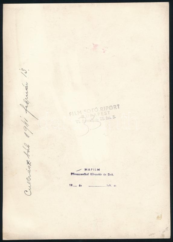 1941 Bp., cukrász bál, hátoldalán feliratozott, pecséttel jelzett sajtófotó, 22,5x16 cm - Image 2