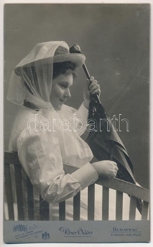 cca 1910 Uher Ödön budapesti fényképész műtermében készült, keményhátú, vintage fotó, 21,5x13 cm