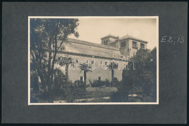 cca 1930-1940 Dalmácia (Horvátország), 4 db fotó kartonra ragasztva, 13,5x11 cm és 16,5x11,5 cm között - Image 4