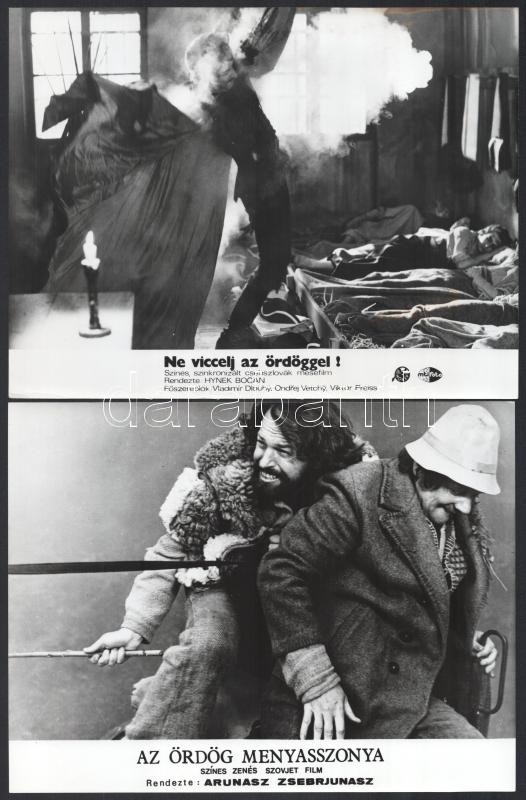 ,,Ördögös filmek', eltérő időben, külföldön készült filmek jelenetei, 6 db vintage produkciós filmfotó, ezüst zselatinos fotópapíron, a használatból eredő - esetleges - kisebb hibákkal, 18x24 cm - Image 2