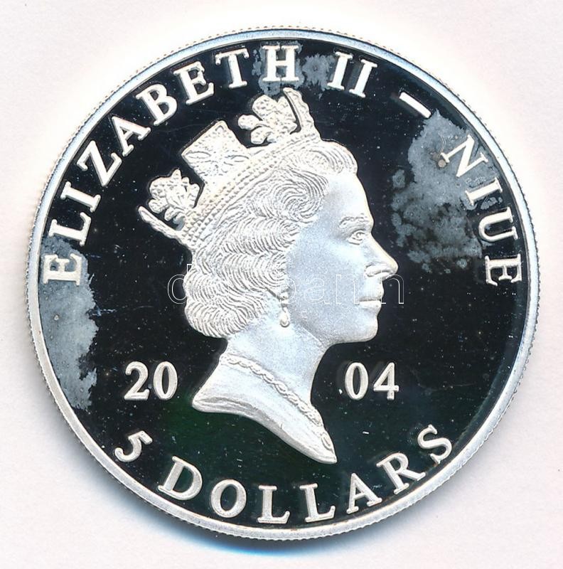 Niue 2004. 5$ Ag 'Ázsia történelme - Mao Ce Tung és a hosszú menetelés' kapszulában, tanúsítvánnyal (20,03g/0.999/39mm) T:PP fo. Niue 2004. 5 Dollars Ag 'History of Asia - Maotse Tung and the Long March' in capsule, with certificate - Image 2