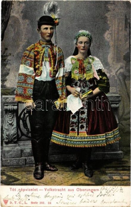 1906 Tót népviselet / Volkstracht aus Oberungran (EK)