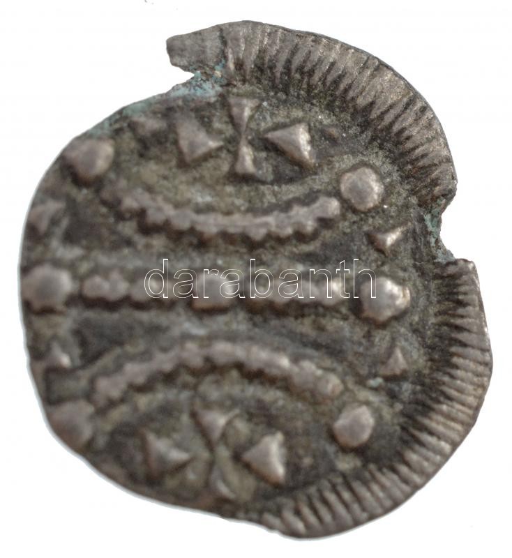1131-1141. Denár Ag 'II. Béla' (0,13g) T:2 peremhiány Hungary 1131-1141. Denar Ag 'Bela II' (0,13g) C:XF most part of the edge is missing Huszár: 97., Unger I.: 49.