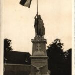 1940 Vága, Vahovce (Galanta); Hősök szobra és országzászló / military heroes statue with Hungarian flag. photo
