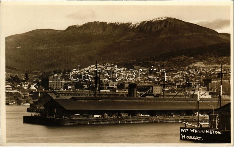 Hobart, Mount Wellington, port. photo