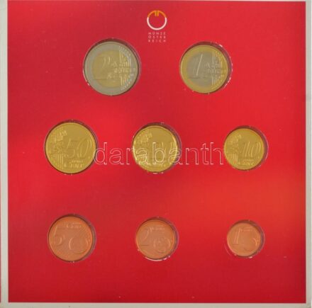 Ausztria 2005. 1c-2E (8xklf) forgalmi sor karton dísztokban T:1 a tokon kis gyűrődés Austria 2005. 1 Cent - 2 Euro (8xdiff) coin set in cardboard case C:UNC minor damage on the case