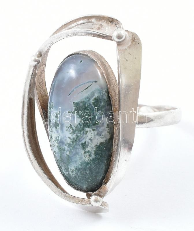 Ezüst (Ag) ékszergarnitúra, (gyűrű m:62, nyakék medállal, fülbevaló) mohaacháttal ékítve, jelzett, bruttó: 36 g - Image 4