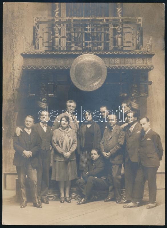 1927 A Filharmóniai Társaság elutazás a Keleti pályaudvarról Farnkfurtba a zenei ünnepségekre, 1927. aug. 17-én, 2 db fotó, az egyik Macsi András fotó a hátoldalán feliratozva,17x23 cm és 22x16 cm - Image 3